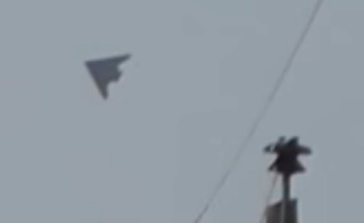 Two F117 stealth fighters have been spotted flying out of USAF's Tonopah Test Range airfield in Nevada.