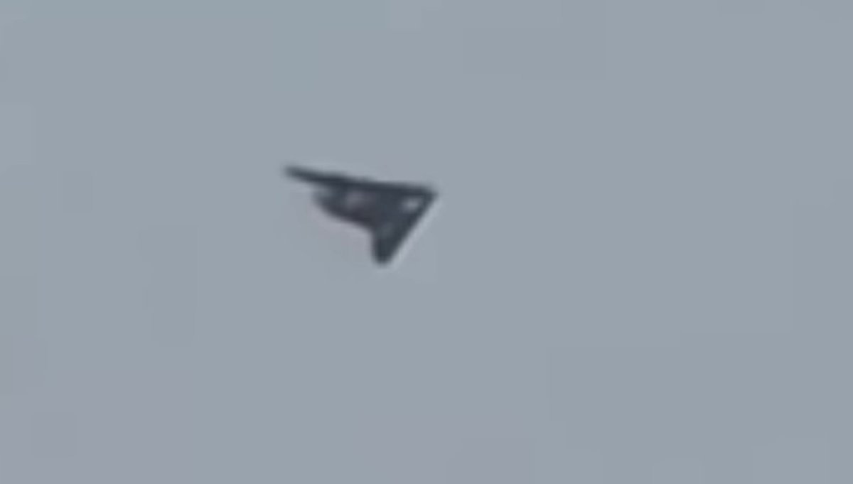 Two F117 stealth fighters have been spotted flying out of USAF's Tonopah Test Range airfield in Nevada.