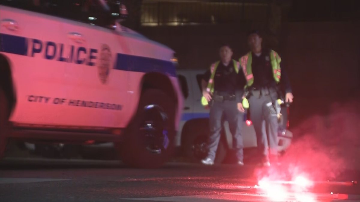 2 children, woman found dead inside home that was set on fire in Henderson