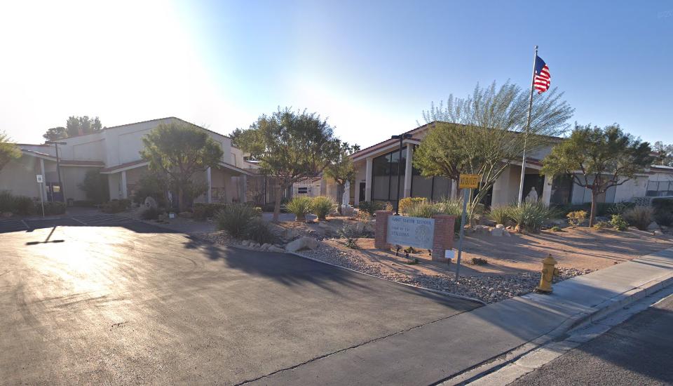 Former employee arrested after threatening Las Vegas Catholic school.    