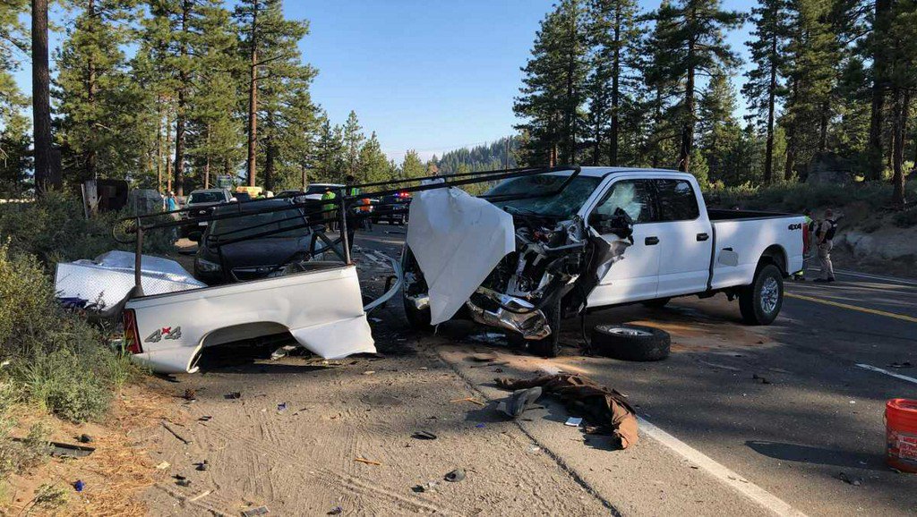 Deadly crash closes US 50 on Lake Tahoe's southeast shore    