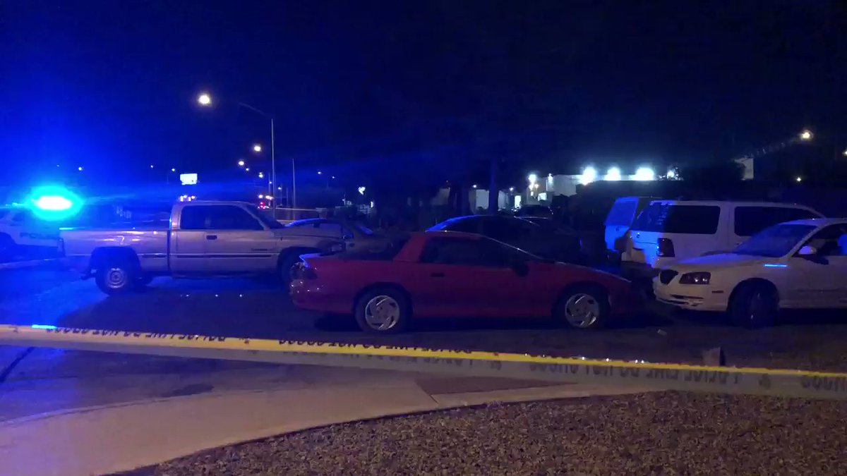 Officers tell this all started as a disagreement between a car owner and a tow truck driver. The car owner, a 28-year-old man is the victim. Police are still searching for the suspect. @8NewsNow 8NN